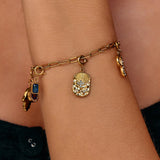 Charm Astral Ouro