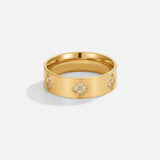 Anel Banda Trevo de Cristal em Ouro