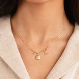 Colar Dourado com Concha e Estrela do Mar