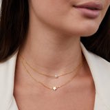 Colar Dourado em Camadas com Estrela e Pérola