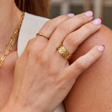 Anel Grosso Dourado Rene